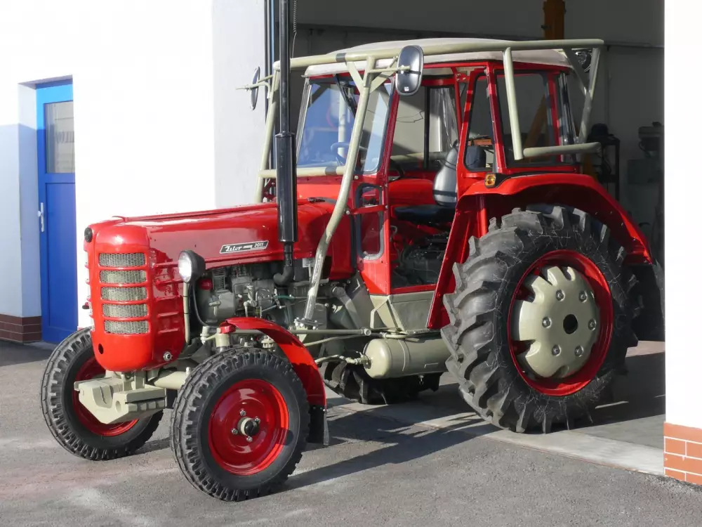 renovace Zetor 3011